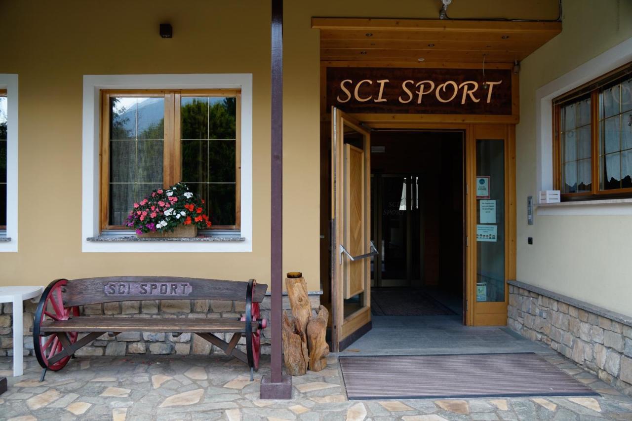Sci Sport Rooms & Suites Bormio Bagian luar foto
