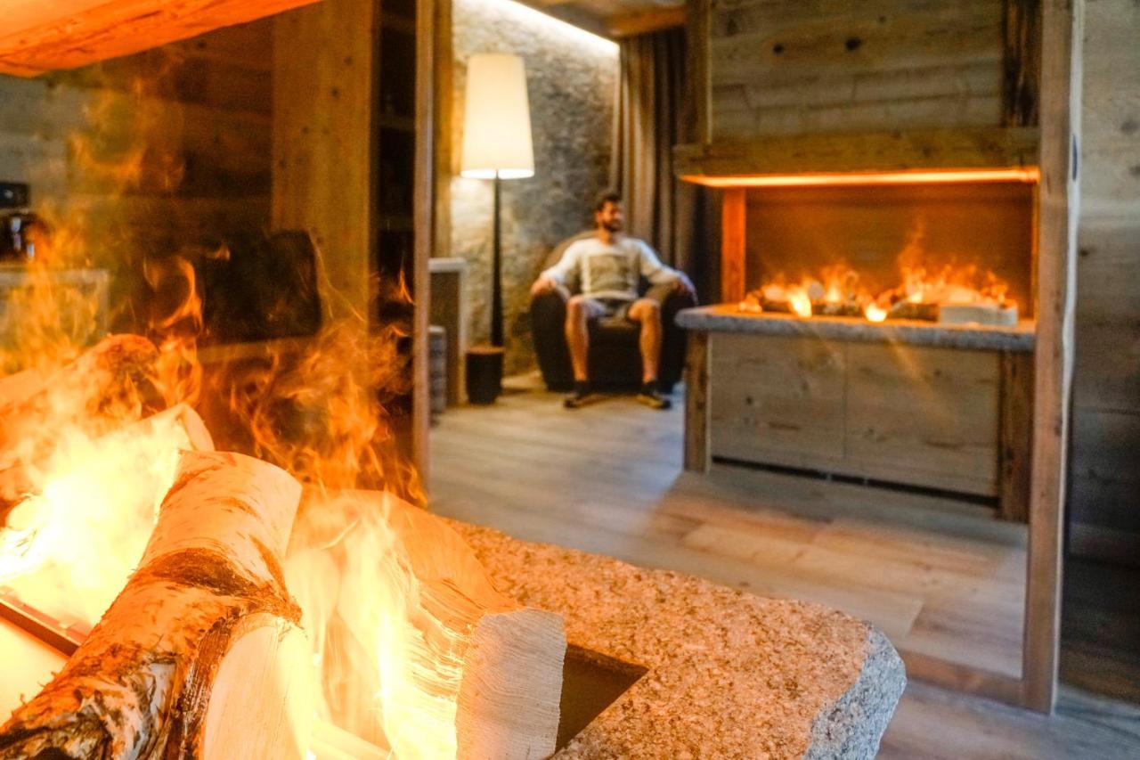 Sci Sport Rooms & Suites Bormio Bagian luar foto