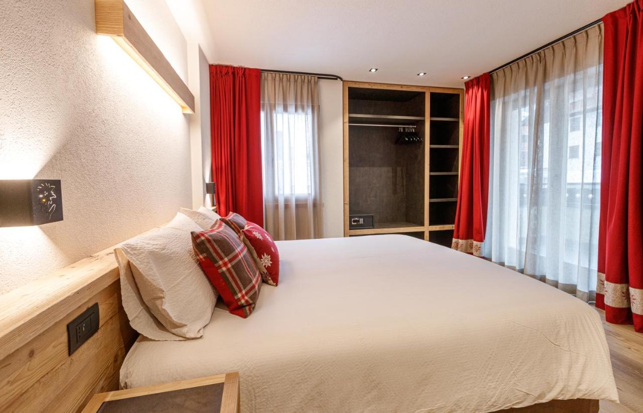 Sci Sport Rooms & Suites Bormio Bagian luar foto