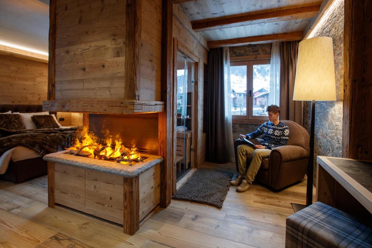 Sci Sport Rooms & Suites Bormio Bagian luar foto