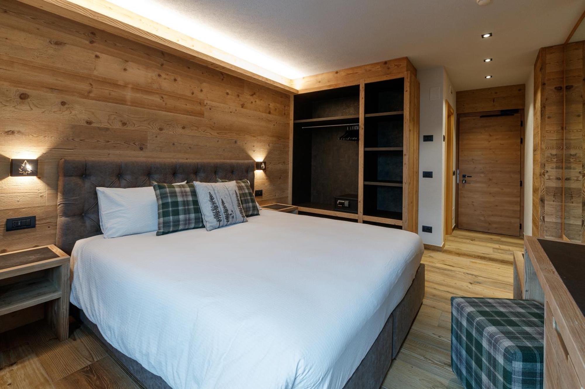 Sci Sport Rooms & Suites Bormio Bagian luar foto